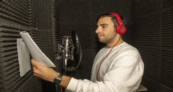 Mersin'de oyuncular ‘Radyo Tiyatrosu’ ile sanatseverlerle buluşacak