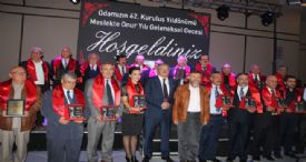 MAKİNE MÜHENDİSLERİ ODASI MERSİN ŞUBESİ MESLEKTE ONUR YILI GECESİ DÜZENLEDİ