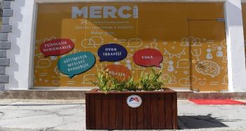 ‘Merci Öğrenci Danışma Merkezi' hizmet vermeye başladı