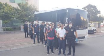 Mersin’de göçmen kaçakçısı 7 kişi tutuklandı