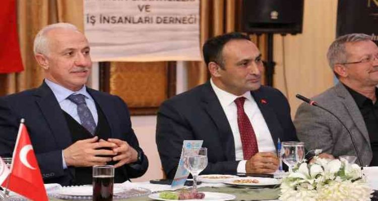 Başkan Yılmaz, iş insanlarıyla bir araya geldi