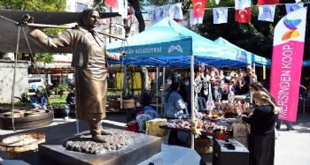 Mersin'de kadın üretici kooperatiflerinin standı ilgi görüyor