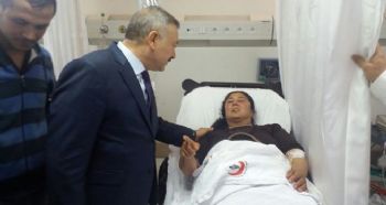 AK PARTİ’LİLERE TAŞLI SALDIRIDA BİR KİŞİ GÖZALTINA ALINDI