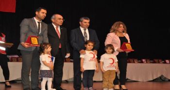 TÜRK KIZILAYI’NDAN ÖĞRENCİLERE ÖDÜL YAĞDI