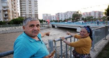 Şiddetli sağanak sel sularına dönüştü
