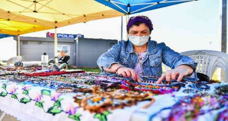 Mersin Büyükşehir Belediyesine kayıtlı 2 bin 736 üretici kadın aile ekonomilerine katkı sunuyor