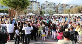 ROMANLAR FESTİVALDE COŞTU