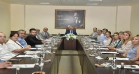 VALİ ÇAKACAK, MERSİN EKONOMİ PLATFORMU ÜYELERİNİ KABUL ETTİ