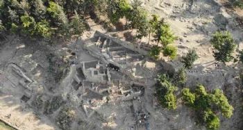 Yumuktepe Höyüğü, bugüne kadar 2 binin üzerinde eser verdi
