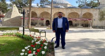 Laal Paşa Camii'ne peyzaj ve çevre düzenlemesi