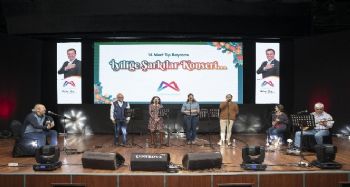 Mersin'de sağlıkçılar ‘İyiliğe Şarkılar Konseri’nde sahne aldı