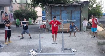 Geleceğin sporcuları sokakta yetişiyor
