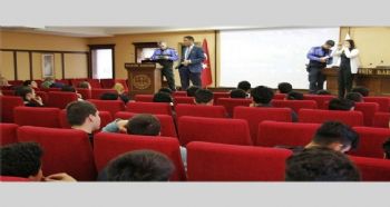 MERSİN BAROSU’NDAN SOSYAL MEDYA SEMİNERİ