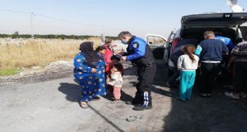 Mersin polisi çocukları sevindirdi