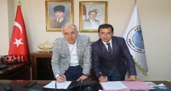 Akdeniz Belediyesi ‘Kariyer Ofisi’ kuruyor
