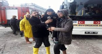 Yağıştan etkilenen Suriyeli tarım işçileri tahliye edildi