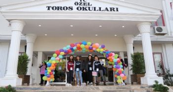 Toros Koleji'nde "Anlık Görev Şenliği"