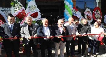 İdealdent çarşı şubesi açılışı Mersin iş dünyasını bir araya getirdi