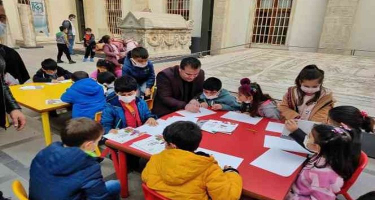 Kültür ve Turizm Müdürlüğü, öğrencileri müzelere çağırıyor