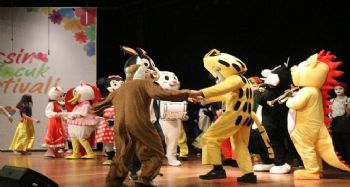 ÇOCUK FESTİVALİ RENKLİ BAŞLADI