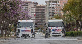 Mersin'de Covid-19 ile mücadele aralıksız sürüyor