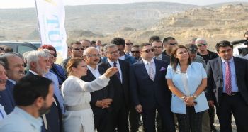 BAKAN ELVAN, YENİ OSB ALANINDA İNCELEMELERDE BULUNDU