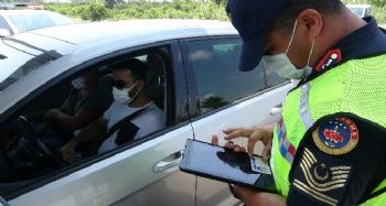 Jandarma trafik timleri Mersin'de 12 bin 189 aracı denetledi
