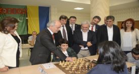 CUMHURİYET BAYRAMI ULUSLARARASI SATRANÇ TURNUVASI BAŞLADI