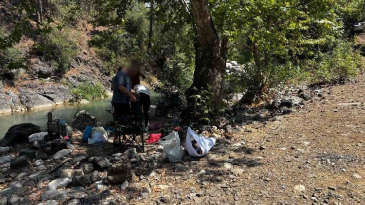 Mersin’de ormanlık alana izinsiz girenlere ceza kesildi
