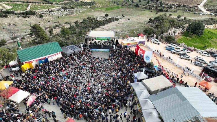 Mersin’de ‘2.Nergis Şenliği’ düzenlendi
