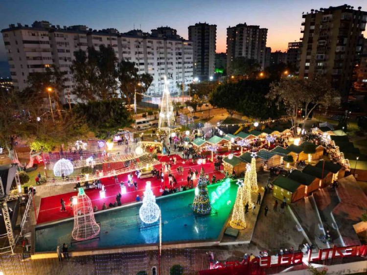 Mezitli yılbaşı coşkusuna erken başladı
