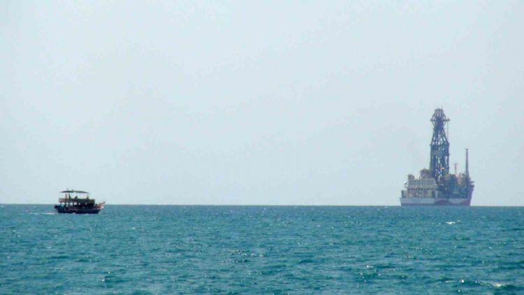 Abdülhamit Han Sondaj Gemisi yeni görevine uğurlanmayı bekliyor