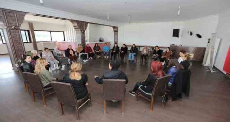 Mezitli'de kadınlara ‘stresle baş etme’ atölyesi