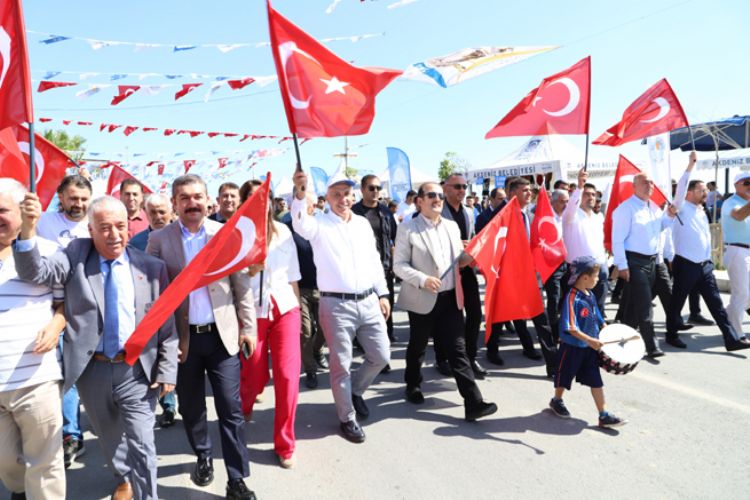 KARADUVAR BALIK FESTİVALİNDE COŞKU VE HEYECAN HİÇ EKSİLMEDİ