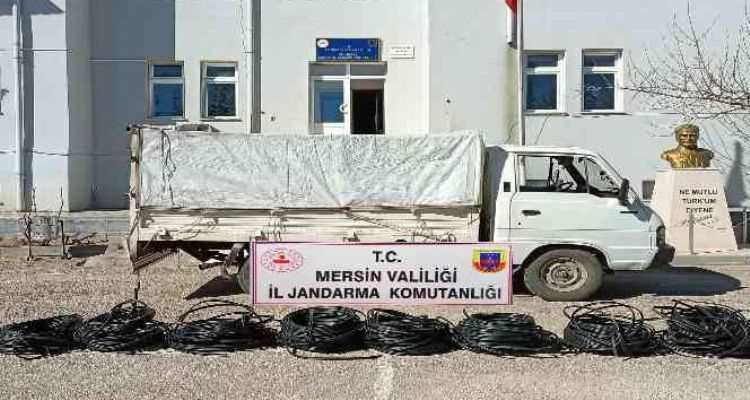 Mersin'de kablo hırsızlığı yapan 2 kişi tutuklandı