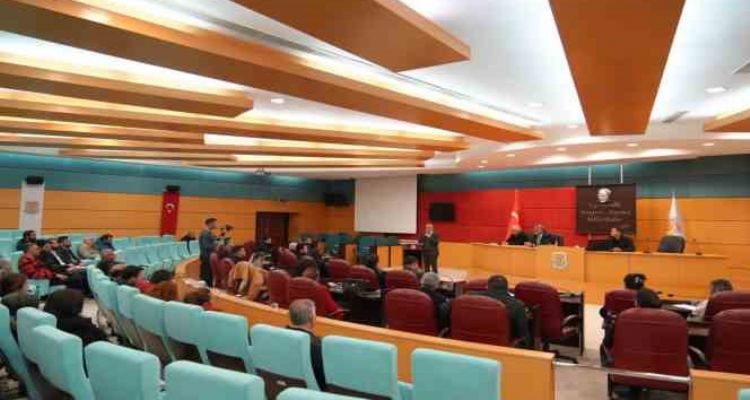 Tarsus'ta ‘deprem planlama toplantısı’ yapıldı