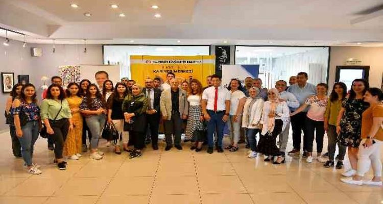 Yetenek Dönüşüm projesi, kursiyerleri iş hayatına hazırlıyor