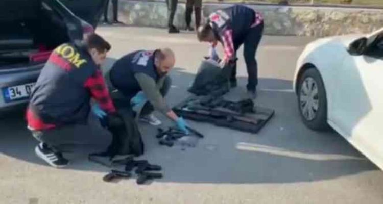 Mersin'de silah kaçakçılarına operasyon: 3 gözaltı