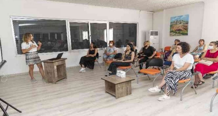 Mersin'de aşırı sıcaklarda alınması gereken önlemler anlatıldı
