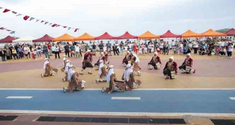 Mersin'de Çevre ve Çocuk Şenliği düzenlendi