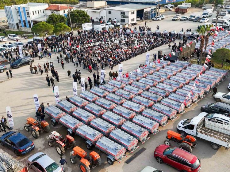 Mersin’de 130 üreticiye sulama tankeri desteği