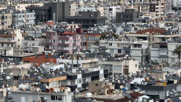 Mersin güneş enerjisi ile ısınıyor