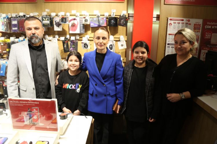 AK PARTİLİ VEKİL ADAYI SÖYLEMEZ'E ANAMUR'DA YOĞUN İLGİ