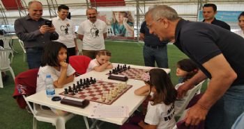 ULUSLARARASI SATRANÇÇILAR, 19 MAYIS VE ATATÜRK İÇİN MÜCADELE ETTİ