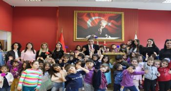 ER: ÇOCUKLARIMIZA, VATANDAŞI OLMAKTAN GURUR DUYACAĞI BİR ÜLKE BIRAKMALIYIZ