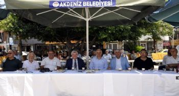 Baba yazarlar, Babalar Günü'nde kitaplarını imzaladı