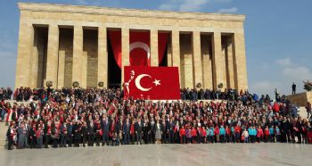 TÜRK LİON’LARI ATA’SINI ANDI