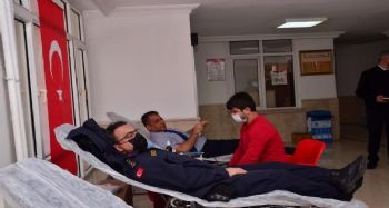 Jandarmadan kan bağışı desteği