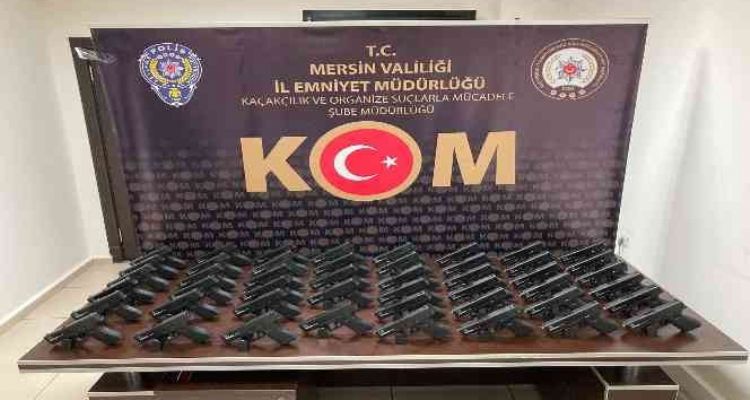 Mersin'de 47 adet 'Glock' marka silah ele geçirildi