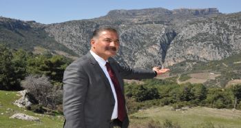 BAŞKAN TUNA: TOROSLARIMIZ, TARİHİ VE KÜLTÜREL DEĞERLERİYLE DOĞAYA AÇILAN BİR KAPIDIR